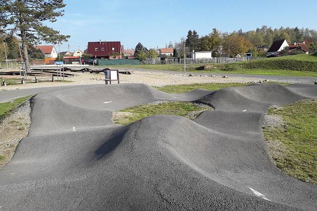 Pumptrack Břasy (Ultramarinka)