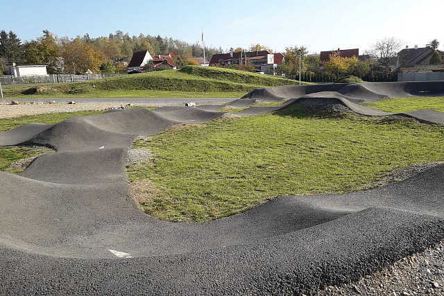 Pumptrack Břasy (Ultramarinka)