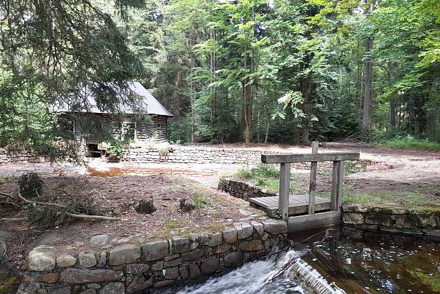 Rekonstrukce zámečku Tři Trubky pokračuje