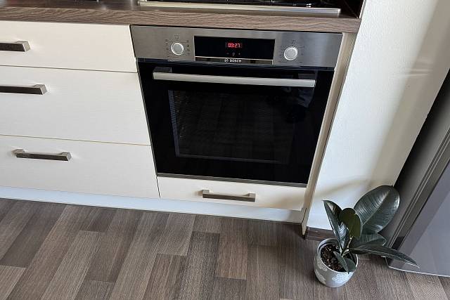 Recenze: Trouba Bosch HBA514ES1