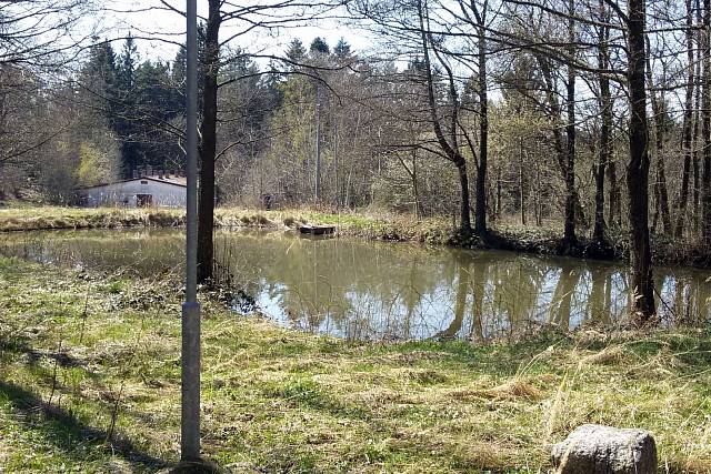 Rybník u kasáren PTS Kolvín