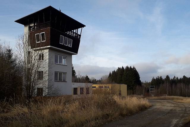 Na Kolvíně se po výbuchu těžce zranili vojáci