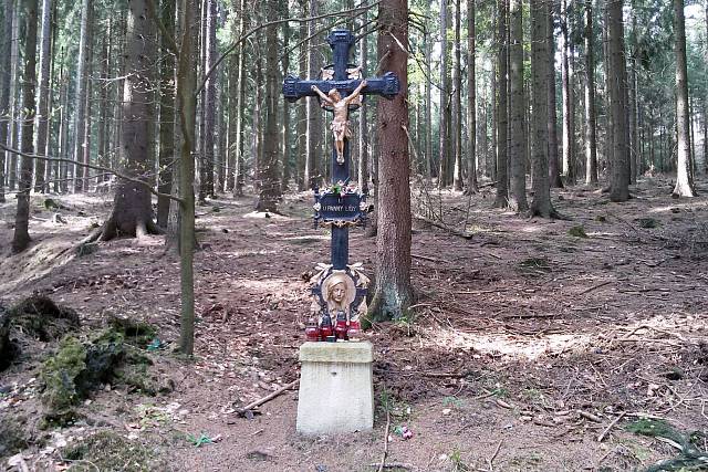 Kříž - U Panny Lídy