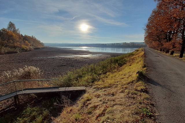 Dolejší padrťský rybník je vypuštěný