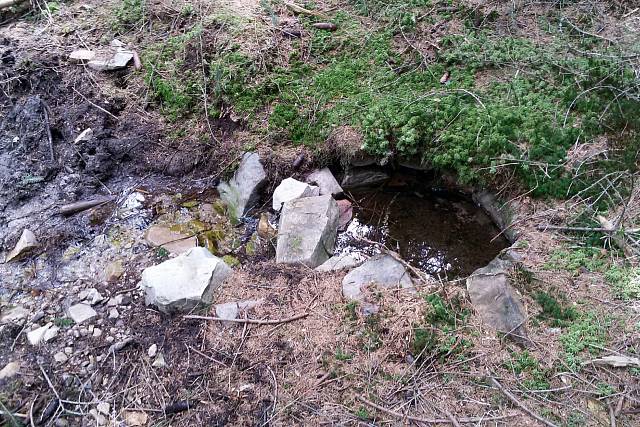 Uhlířská studánka