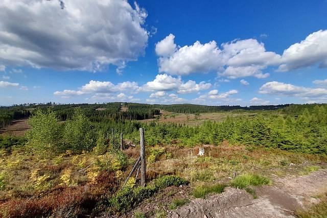 Vrch Praha v Brdech má nové výhledy