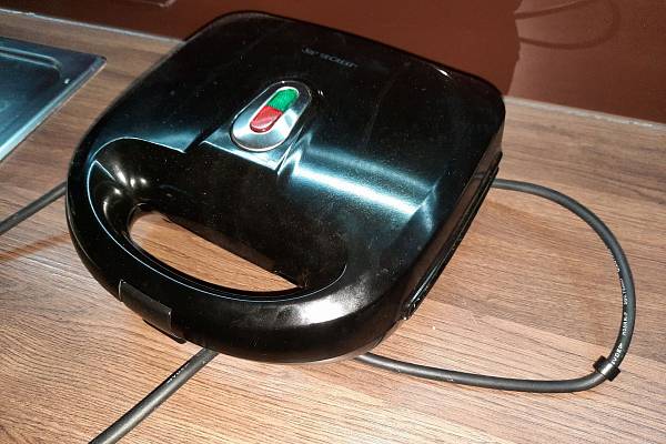 Recenze - Lidl Silvercrest Sendvičovač SSMW 750 D1